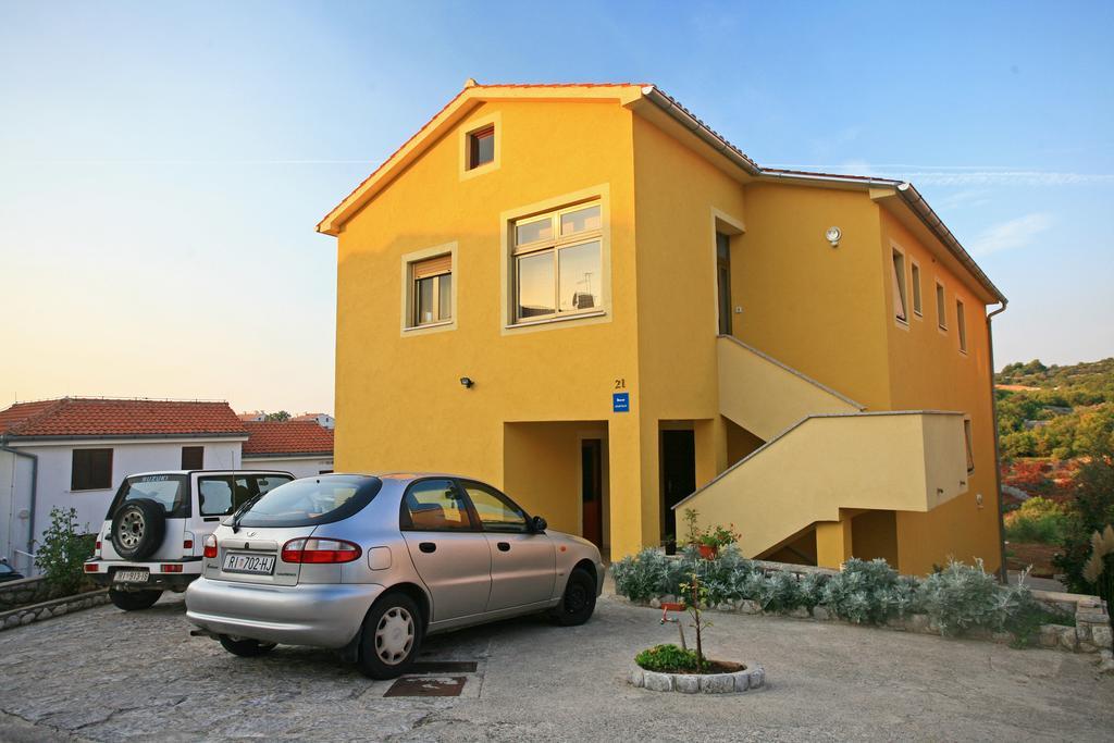 Apartment Julijana Krk Town Extérieur photo