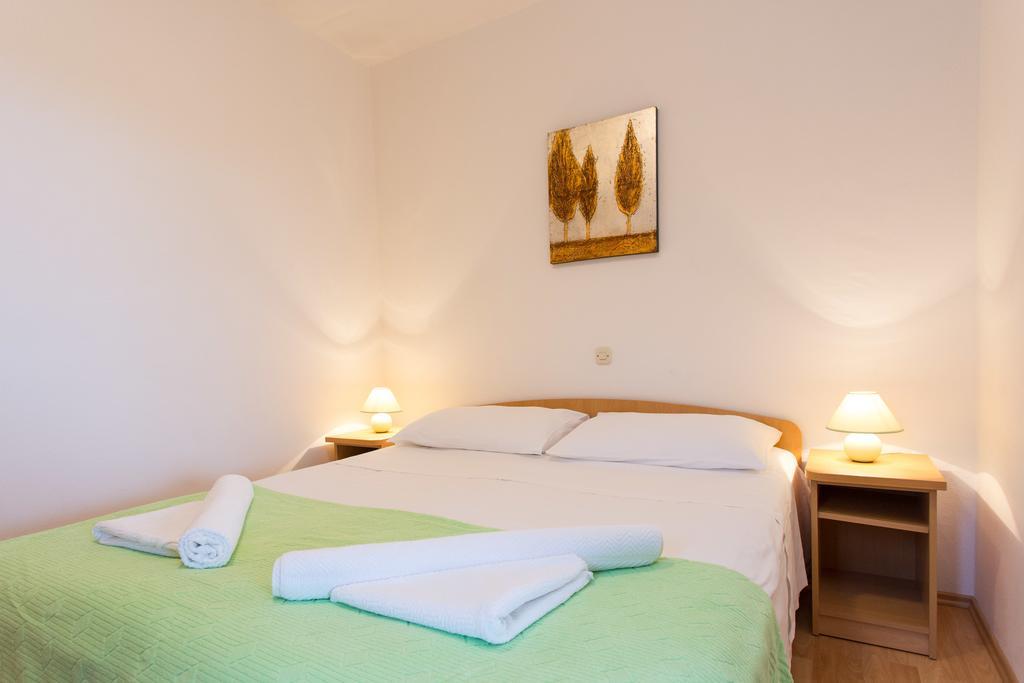 Apartment Julijana Krk Town Extérieur photo