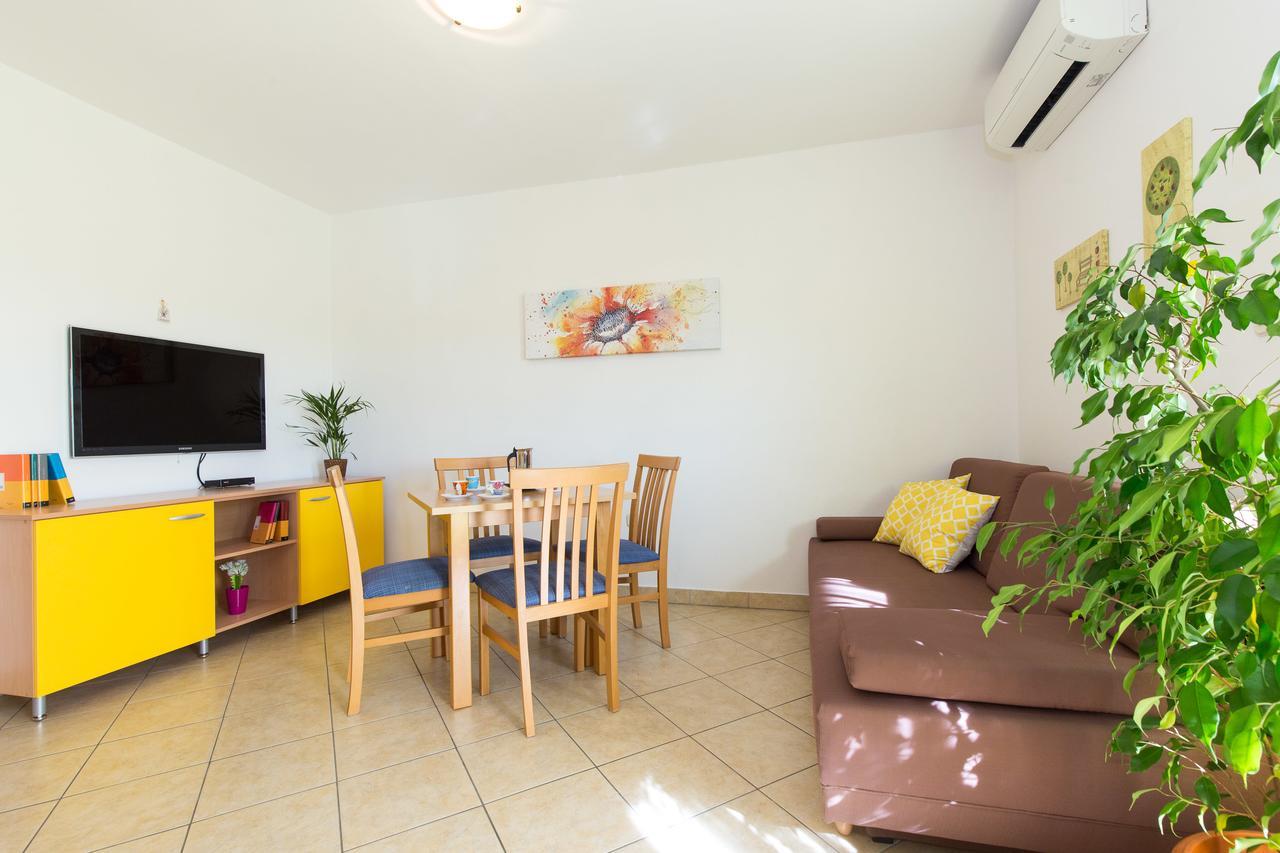 Apartment Julijana Krk Town Extérieur photo
